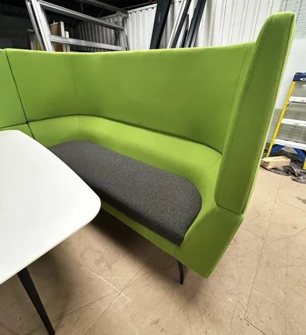 Orangebox CWTCH 6-Seater Collaborative Privacy Booth